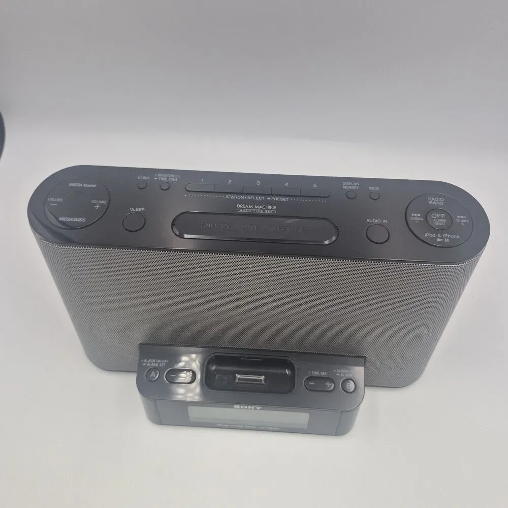 SONY ICF-CS10iP Dream Machine IPOD Dock FM/AM CLOCK RADIO Tested Working
